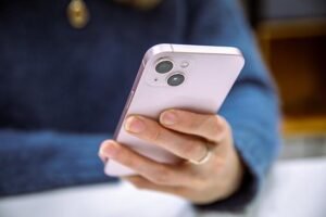 Are giffgaff Refurbished Phones Unlocked